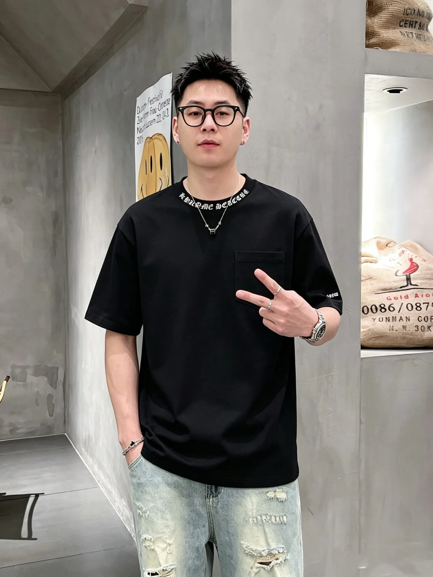 【 】 Chrome Hearts T